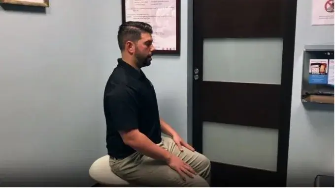 OrthoNOW recommends some back exercises to try when sitting at work